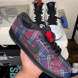 Nike Sb Dunk Nardwuar Size 11.5M and 12M DS
