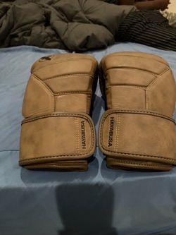 Boxing gloves