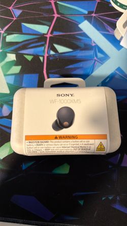 Sony WF-1000XM5 Noise Cancelling Earbuds – Excellent Condition