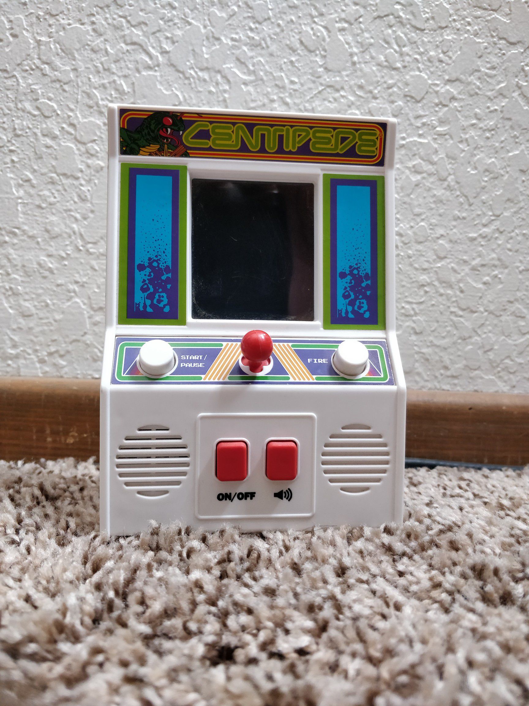 Arcade Classics - Centipede miniature arcade machine game