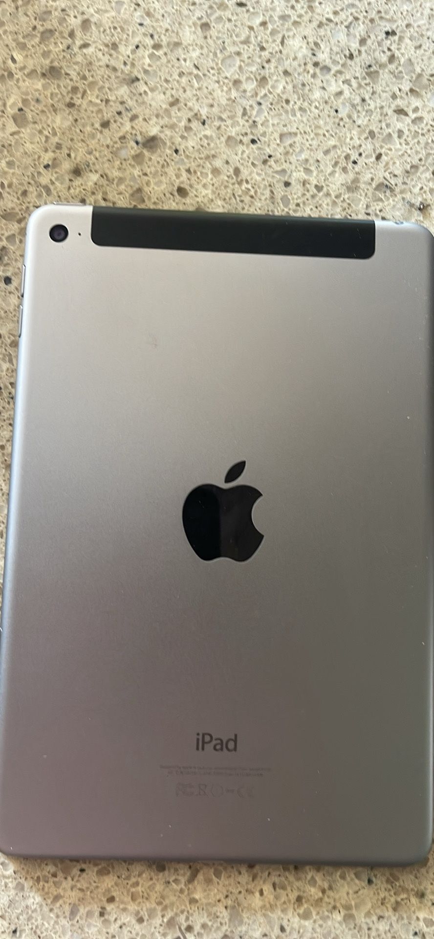 Apple iPad 4th Gen 9.7" 128GB WIFI + Cellular