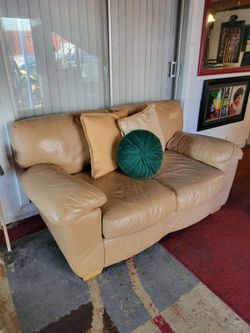 Leather Love seat