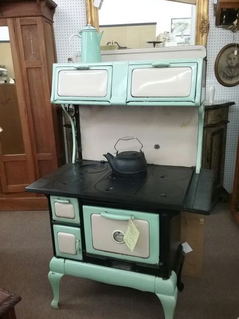 Antique Cast Iron Stove/Oven