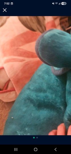 Queen Size Blanquet. Teal Blue. In Good Condition