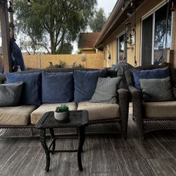 outdoor couch and chair w ottoman