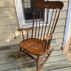 Vintage 1976 Bicentennial Rocking Chair with a Colonial Stencil Top Rail, Walnut or Dark Stained Maple