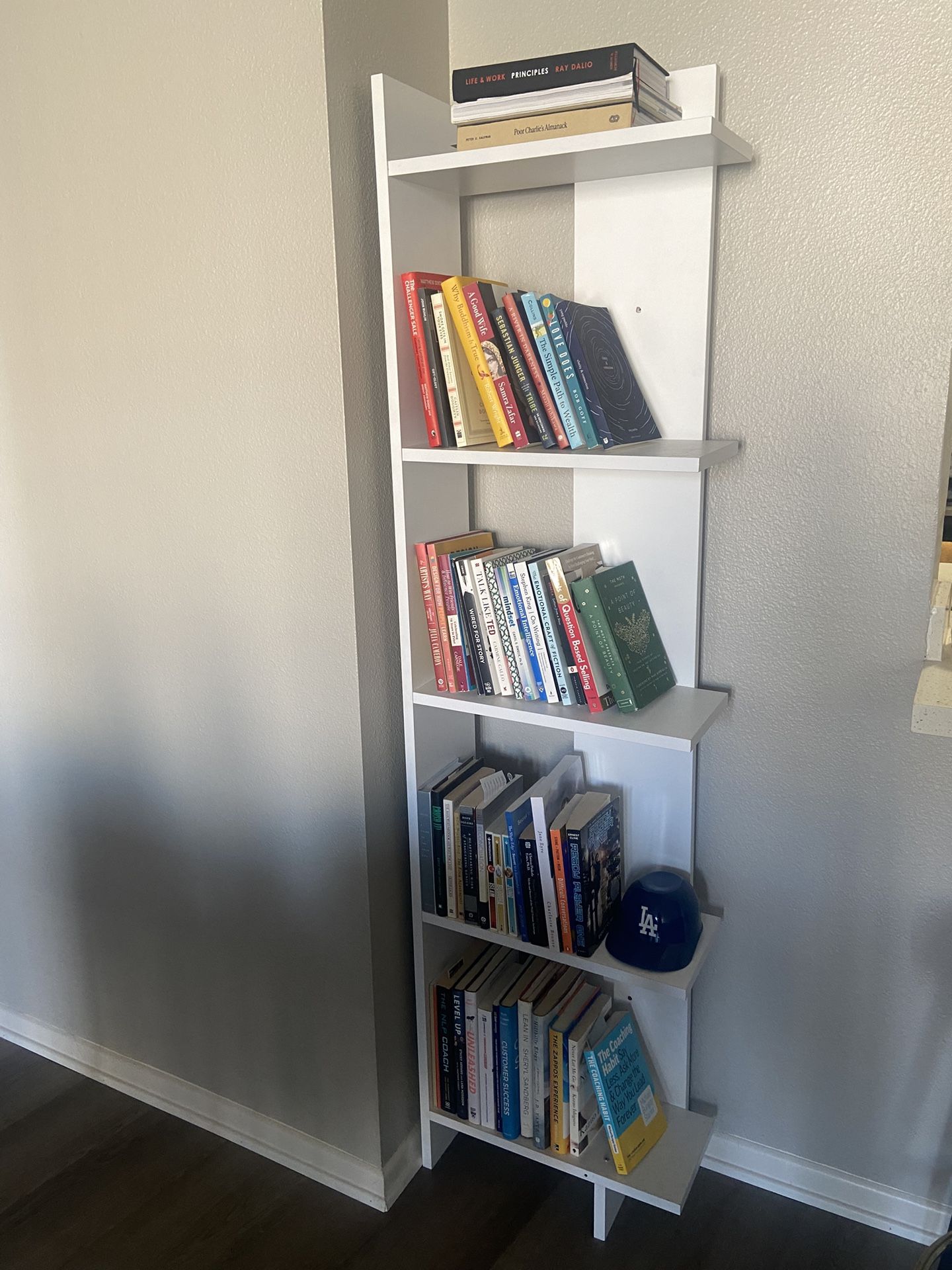 Corner Bookcase $30