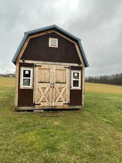 HUGE SHED WL FULL UPSTAIRS LOFT
