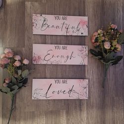 Wall decor (baby pink) and articial flowers