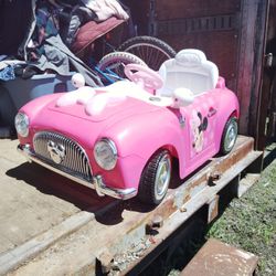 Almost New Minnie Mouse Car