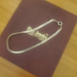 New Pretty Gold Plated Bracelet Comes With Box 📦 