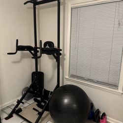 Gym Equipment, Pull Up / dip Rack, 55/25/15 Kettle Bells / Yoga Ball / Balance Ball / Yoga Mat / 0-40lb Adjustable Weighted Vest 