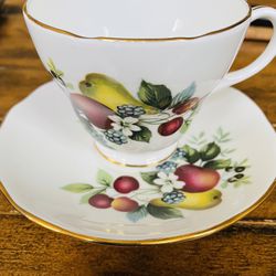Vintage Duchess Bone China England Tea Cup & Saucer Set English Fruit Bouquet 
