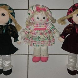 Three Beautiful Dolls 