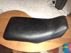 Photo 1985 Honda trx125 seat with new cover