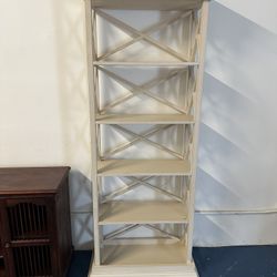 BOOKSHELF / Wood frame / Beautiful 