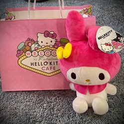GUND SANRIO
NEW
HELLO KITTY
MY MELODY PLUSH, 
PREMIUM STUFFED ANIMAL FOR AGES 1 AND UP
HIGHT: 9.5"