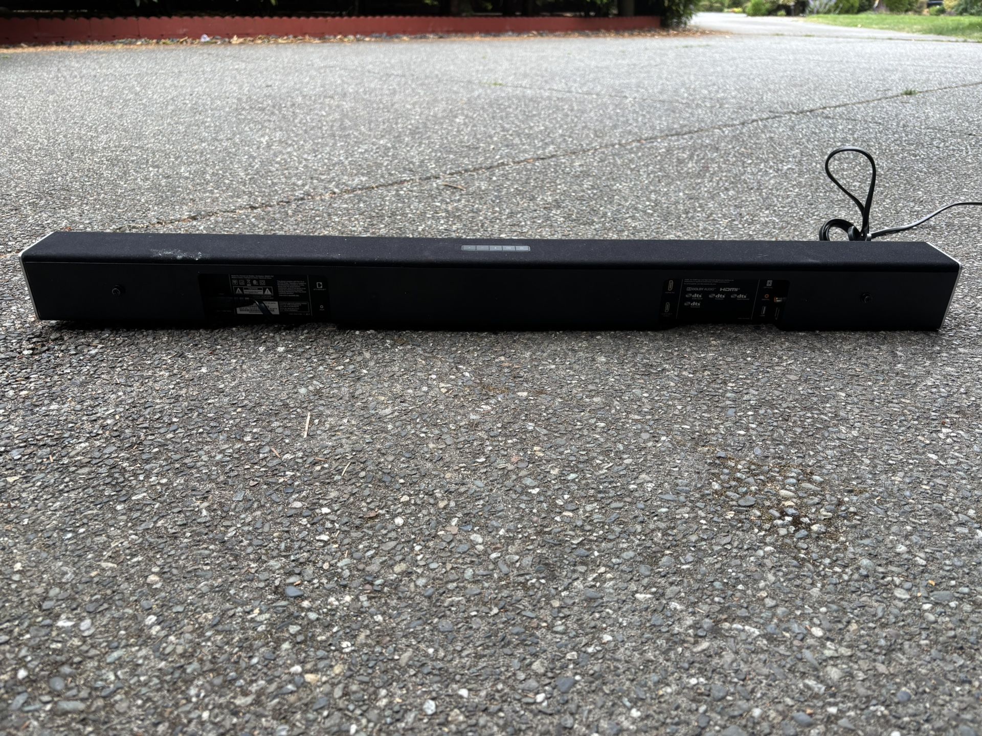 Vizio Soundbar Black With Chord And Bluetooth