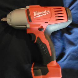 Milwaukee M18 1/2" Impact Wrench W/Friction Ring 