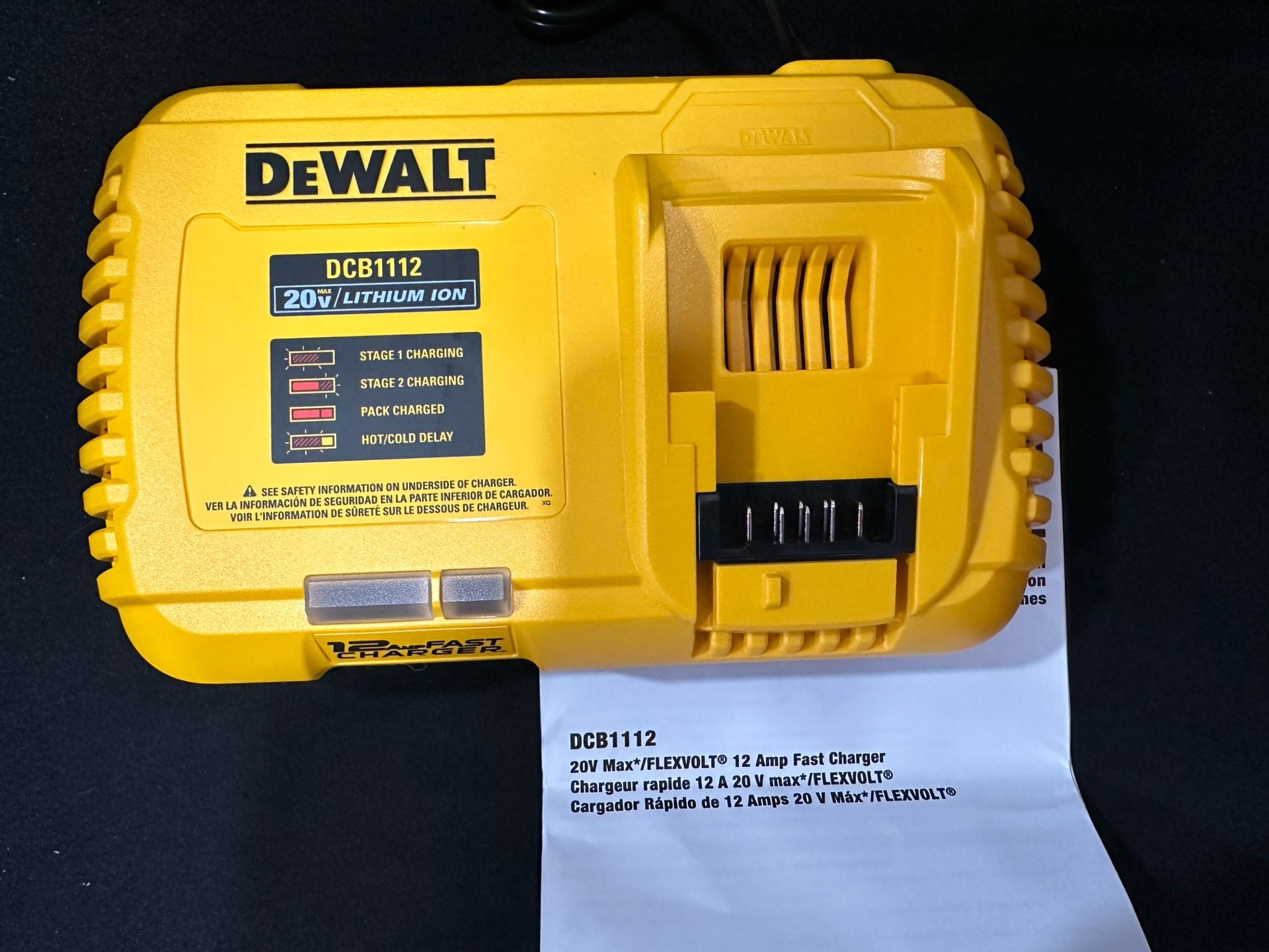 Dewalt 20v 12 Amp Battery Charger (new)