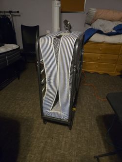 Roll away bed