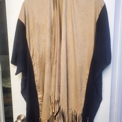 Shawl With Short Sleeves