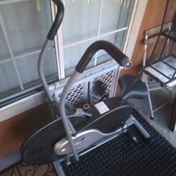 BRF700 Fan Upright Exercise Bike

