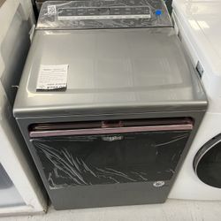 Whirlpool Gas Dryer Brand New Open Box 