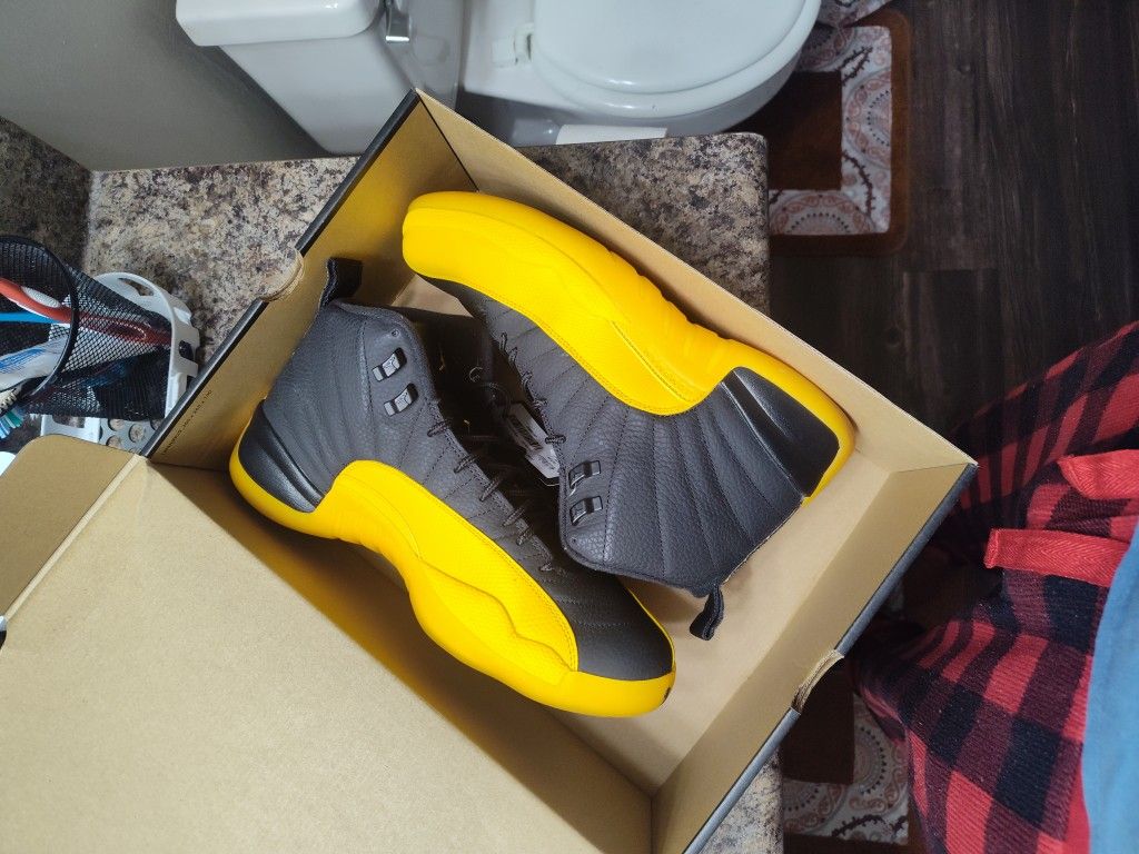 Retro 12