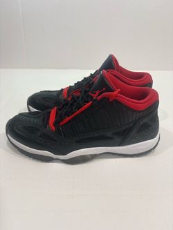 Jordan 11 low IE size 12