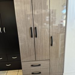 Closet Wardrobe 3-Door with 2-Drawers white 