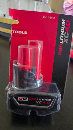 Milwaukee M12 12v Red Lithium XC 4.0 Ah Battery