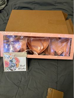 Mom letter fillable box with card