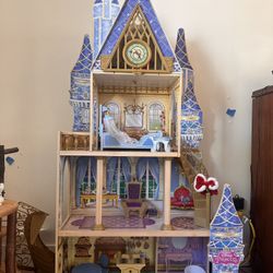 Disney Princess Castle -Over 4 Feet Tall