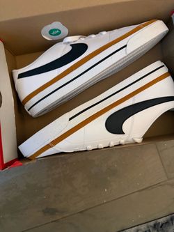 Nike Court Legacy