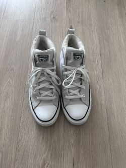 Men’s Converse Chuck Taylor Size 9
