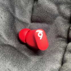 Beats Studio Buds True Wireless Noise Cancelling Bluetooth (Right) Earbud