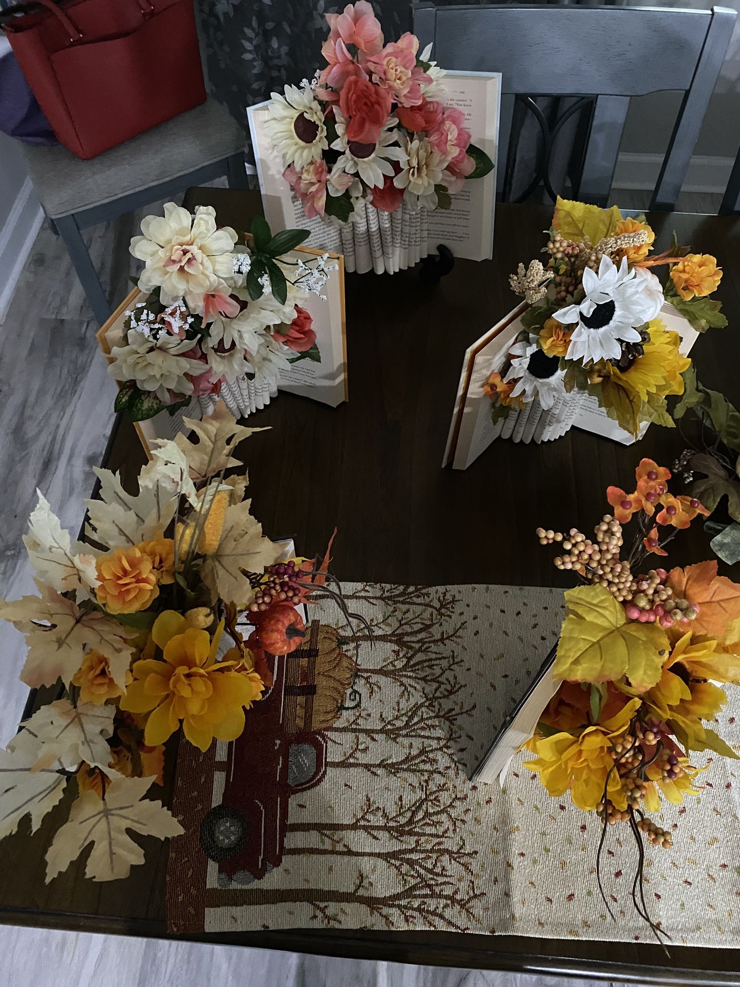 Book Flower Bouquet