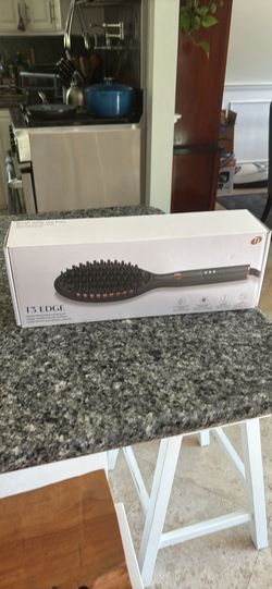 T3 Edge heated smoothing and styling brush new