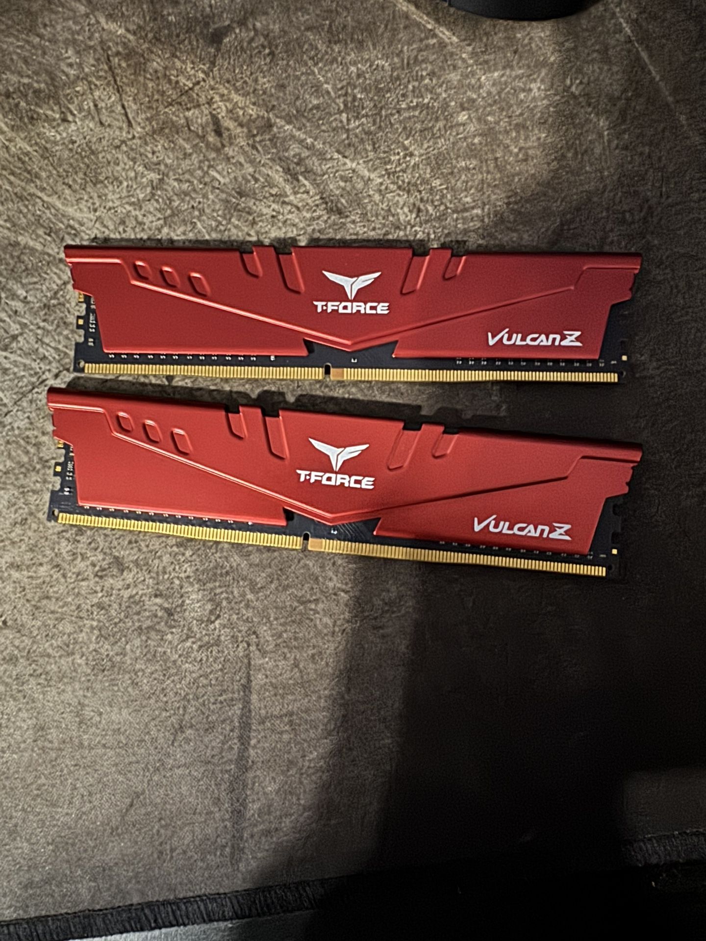 T-Force Vulcan Z 16GB (2 x 8GB) DDR4 3200