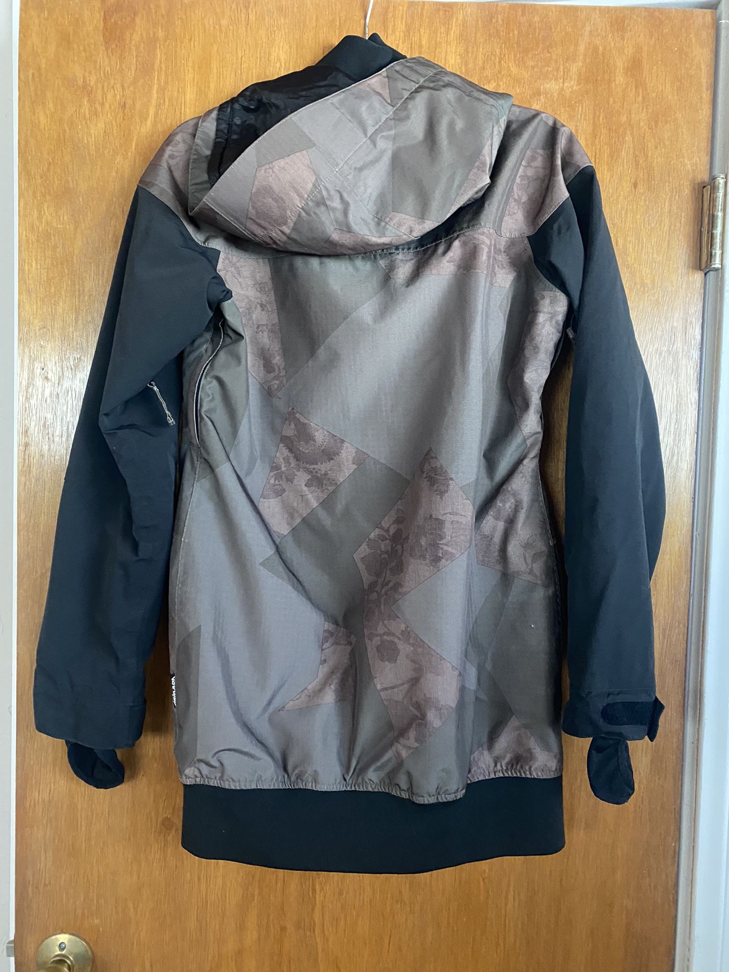 Armada Women’s Ski/Snowboard Jacket Size S