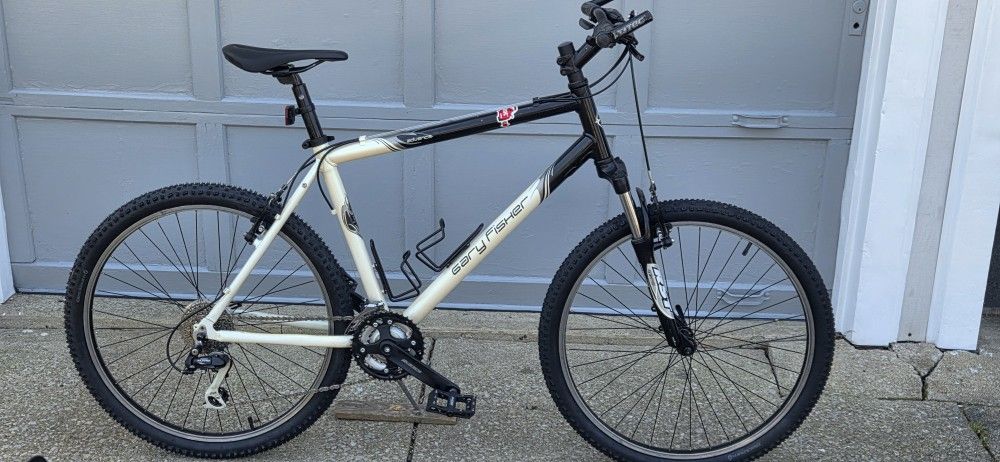 GARY FISHER (TREK) ADVANCE - LARGE FRAME - BIKE IS MINT
