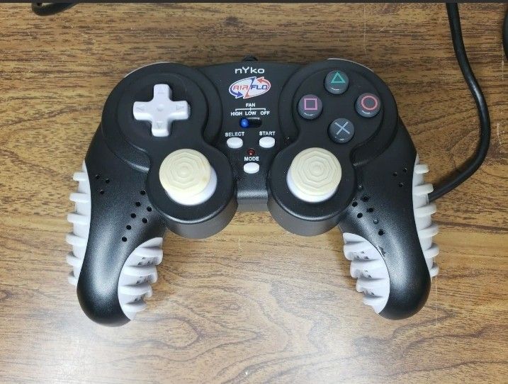 Nyko Air-Flo Controller w/Cooling Fan PS2