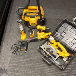 DeWalt Tool Set