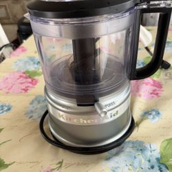  3.5-cup KitchenAid food grinder