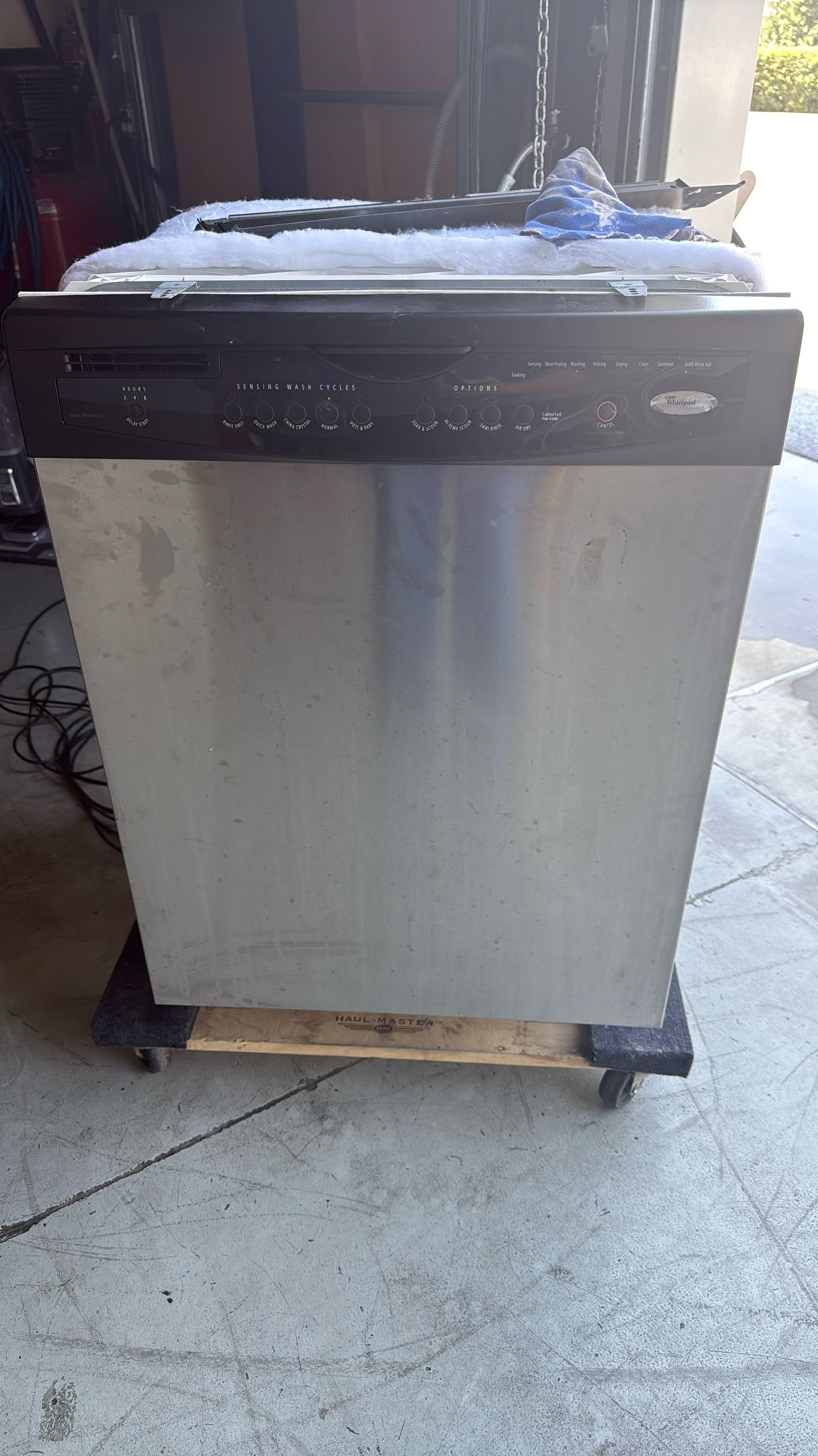 Whirlpool Dishwasher