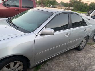 2003 Toyota Camry. V6