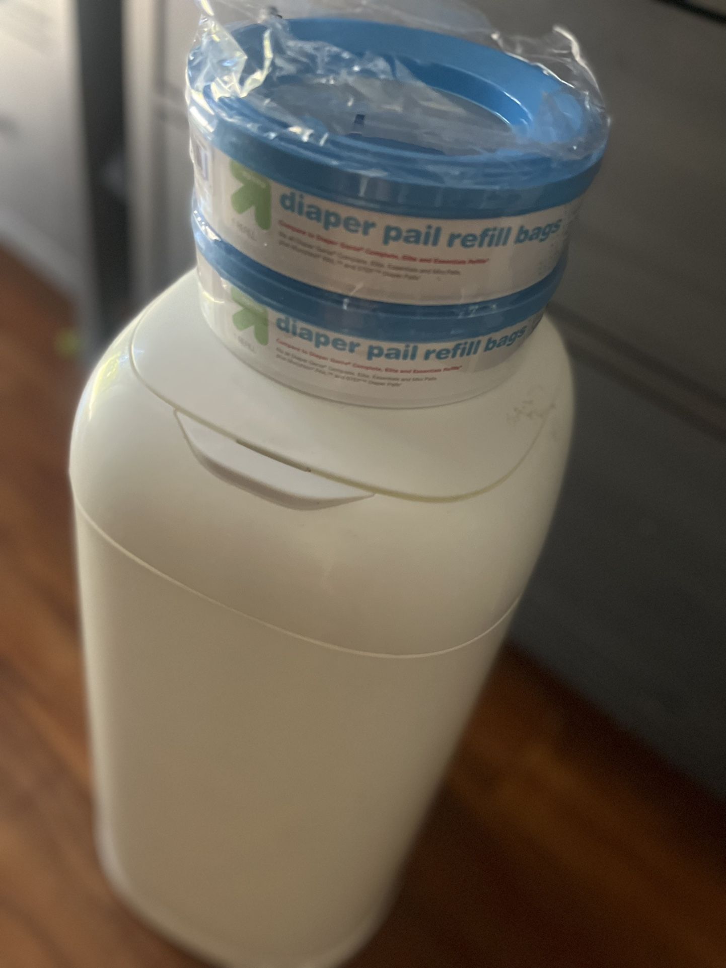 Genie Diaper Trash Can for Sale in Norwalk, CA OfferUp