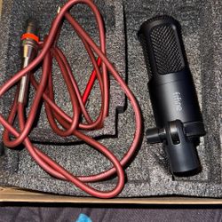 Brand New Fifine Xlr Microphone Comes With Chord 