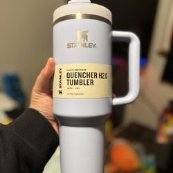 Stanley 40oz